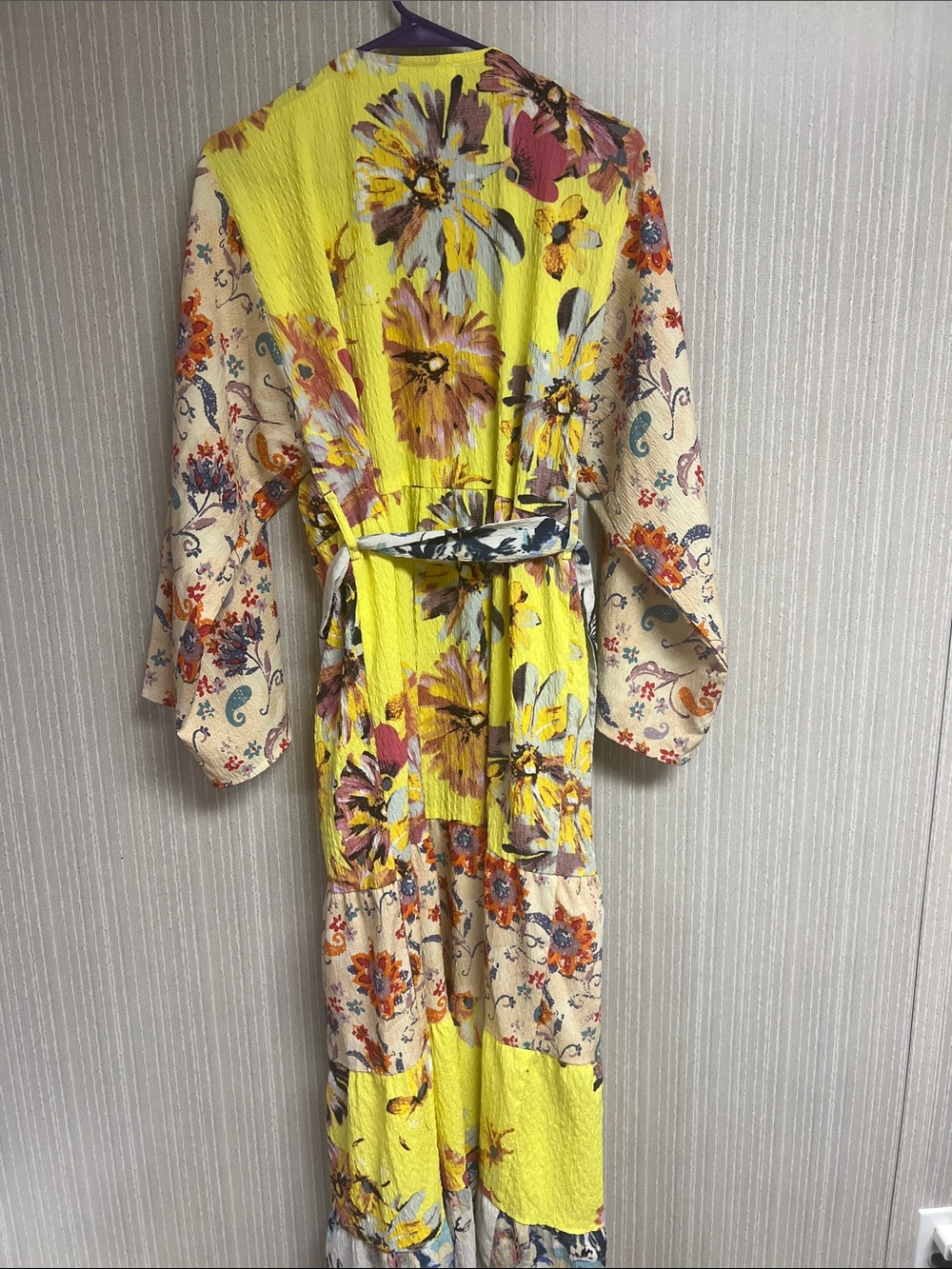 Rare NWOT Anthropologie lightweight Floral Kimono Robe - Picture 4 of 6